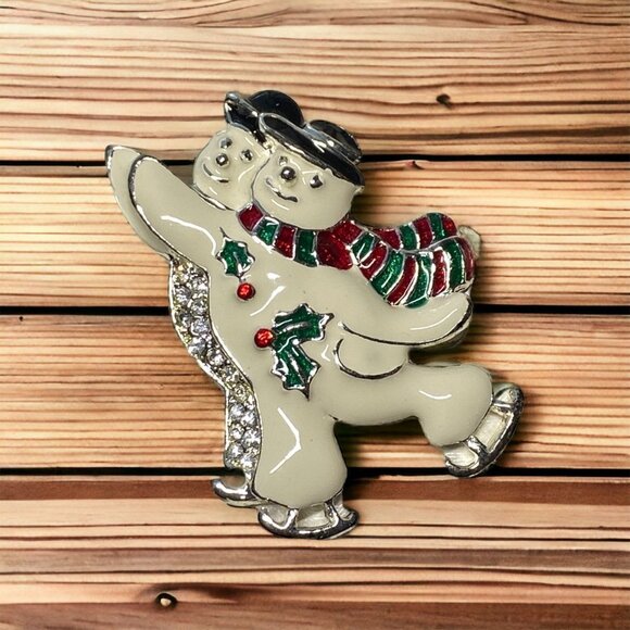 Vintage Christmas Pin Brooch Snowman‎ Ice  Skating Two Snowmen Winter Holiday - Picture 1 of 6